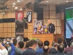 یک نفر به قالی باف بگوید انتخابات تمام شده! | بازنده بزرگ این بار به جای جلیلی، لاریجانی را رقیب خود می پندارد! 