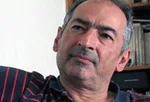 نصب بنر درباره رهبری در دو دانشگاه مهم ایران +عکس