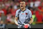 پیراهن آبی حامد لک سوژه شد