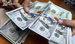 بررسی نوسانات دلار در آخر هفته