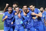 با پیک موتوری اتوبوس الوصل را به استادیوم رساندند!