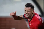پرسپولیس رکورد استقلال فرهاد را دست نیافتنی‌تر کرد