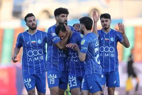 تصاویر| هفته شانزدهم لیگ برتر فوتبال ایران؛ استقلال - تراکتور