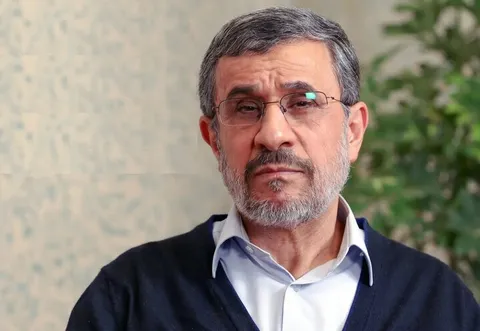 آیا احمدی‌نژاد فرد مورد نظر ترامپ برای گفت‌و‌گو با ایران است؟