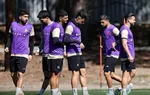 پرسپولیس زیر باران در چمن مصنوعی تمرین کرد