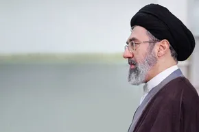 فیلم| صحبت‌های منتشر نشده رهبر انقلاب درباره امام شهید