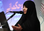 دختر جنگ‌زده چگونه «بانوی بمب‌ها» شد؟ + عکس