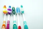 ۶ روش خانگی برای به تاخیر انداختن پوسیدگی دندان