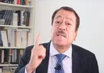 خانم سخنگو به جای سرمه کشیدن، کور کرد!