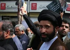 تصاویر/فرزند رهبر انقلاب در مراسم یادبود مرحوم شایانفر