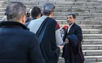 باید فضا را باز کنیم؛ اگر تحریک می‌شوید نگاه نکنید