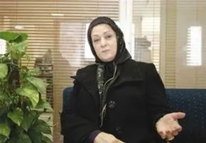 تصاویر/ تهیه کننده سریال شهرزاد با لباس زندان در دادگاه