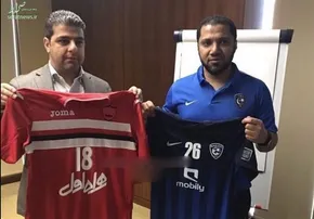 عکس/ ضرب شمش طلا به مناسبت سال خروس