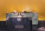 زنان شاغل و بازنشسته هم باید صاحب حق اولاد و عائله‌مندی شوند