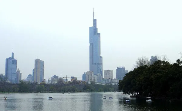 برج زیفنگ (Zifeng)، چین، ۴۵۰ متر