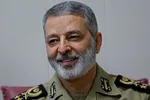 سرلشکر موسوی: ارتش و سپاه پیشمرگ یکدیگر و سپر گلوله‌های دشمن هستند