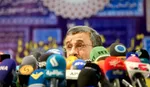 عکس / پوشش خاص و دیده نشده احمدی‌نژاد در ترکیه