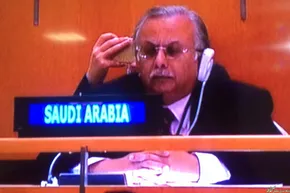 عكس/ اگر زيباكلام سرمربي تيم ملي سياسي شود!