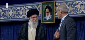 فیلم | لحظاتی از گفت‌وگوی خصوصی رئیس‌جمهور با رهبر انقلاب